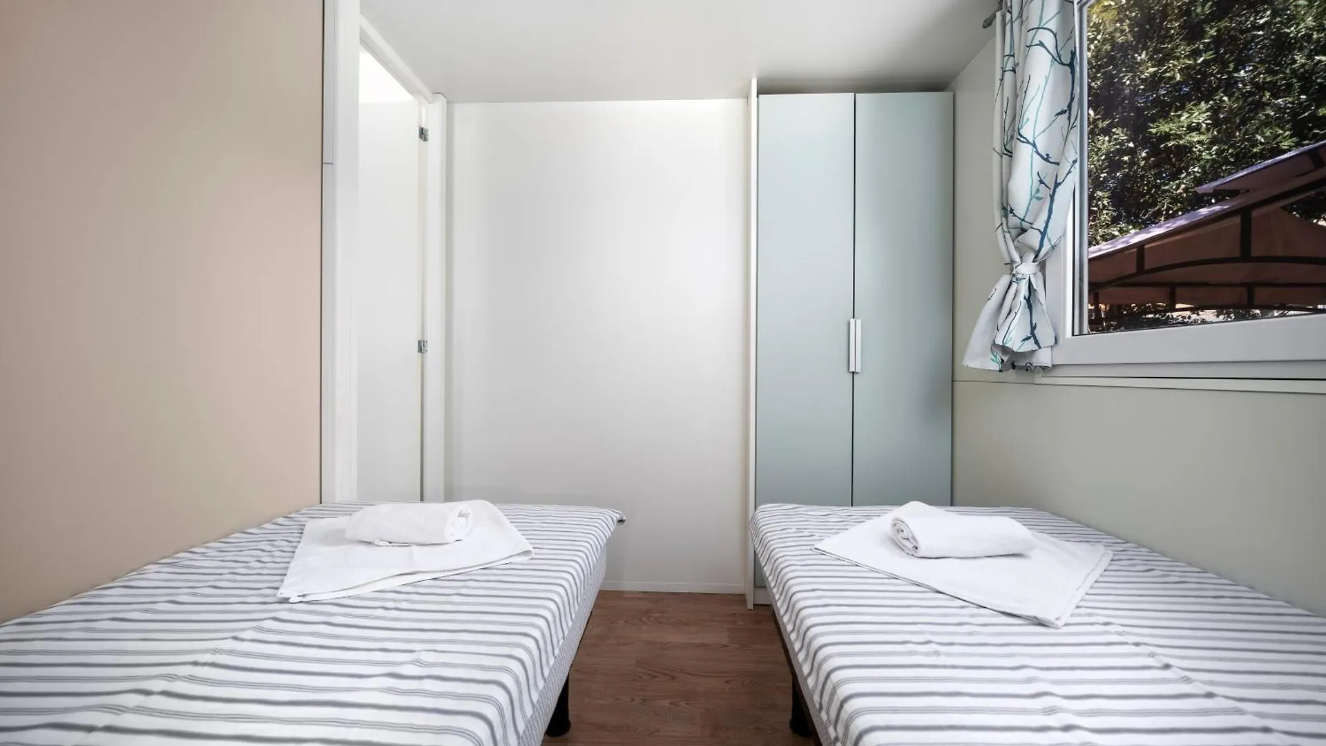 Niko Mobile Home Biograd Na Moru Campsite