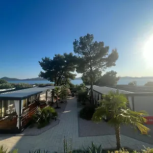 Prázdninový areál Dalmaris Camp - Prestige Mobile Homes, Biograd Na Moru
